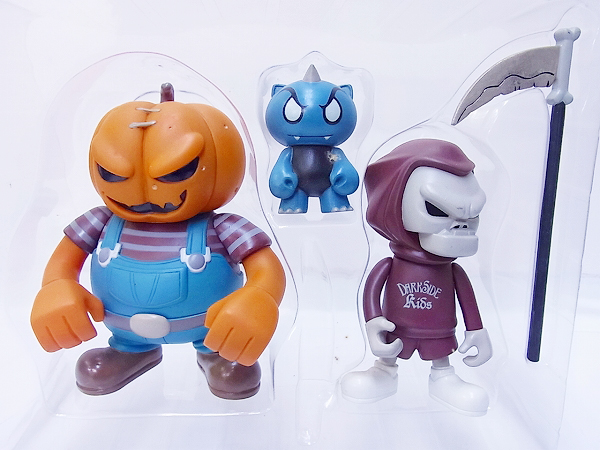 実際に弊社で買取させて頂いたToy2r Jr.Bone Pumpkin Darkside Kids 人形/ドール/フィギュアの画像 1枚目