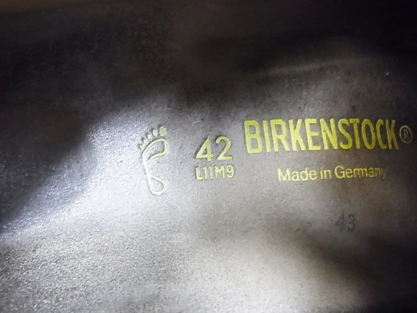 実際に弊社で買取させて頂いたBIRKENSTOCK/ONITSUKA TIGER等 モカシンシューズ他 4点セットの画像 4枚目