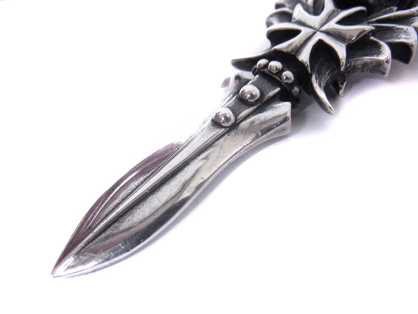 実際に弊社で買取させて頂いたトラヴィスワーカー【12万↑】キングウイングダガーペンダントの画像 7枚目