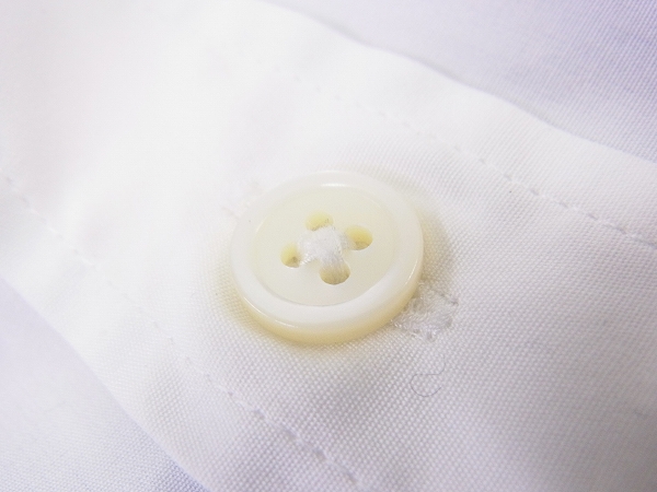 実際に弊社で買取させて頂いたMARKAWARE/マーカウエア ストライプ切替長袖シャツ 白×水色/2の画像 6枚目