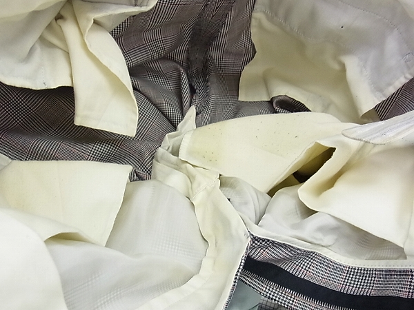 実際に弊社で買取させて頂いたバーニーズニューヨーク チェック柄 ジャケットセットアップ 48の画像 8枚目