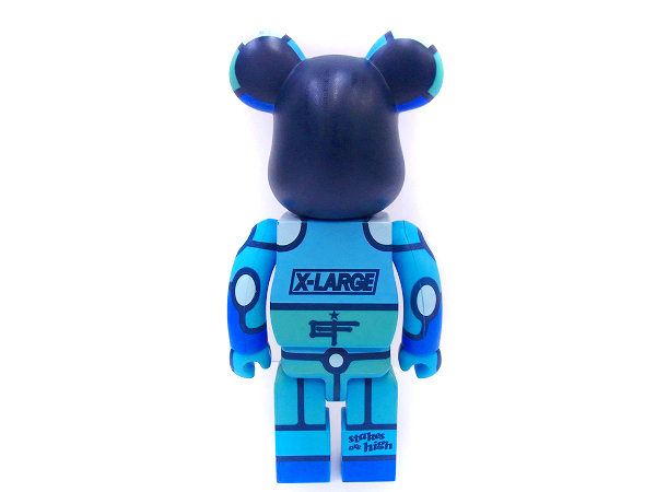 実際に弊社で買取させて頂いたBE@RBRICK/ベアブリック XLARGE stakes are high ブルー系/400%の画像 1枚目