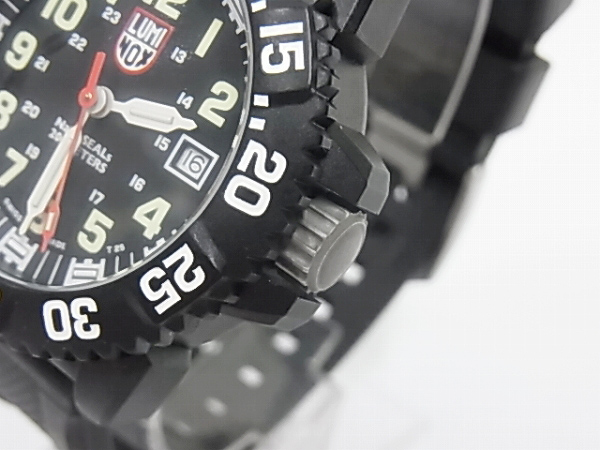 実際に弊社で買取させて頂いたLUMINOX/ルミノックス ネイビーシリーズ 3050/3950 ブラックの画像 3枚目