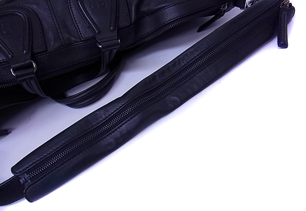 実際に弊社で買取させて頂いたGIVENCHY/ジバンシィ ナイチンゲールバッグ 羊革 ブラックの画像 6枚目