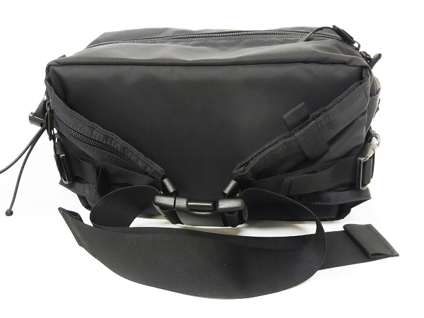 実際に弊社で買取させて頂いたHEAD PORTER/ヘッドポーター BLACK BEAUTY ボディバックの画像 1枚目