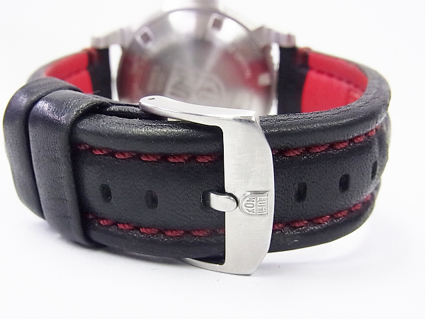 実際に弊社で買取させて頂いたLUMINOX/ルミノックス Modern Mariner 6250series 腕時計/6265の画像 4枚目