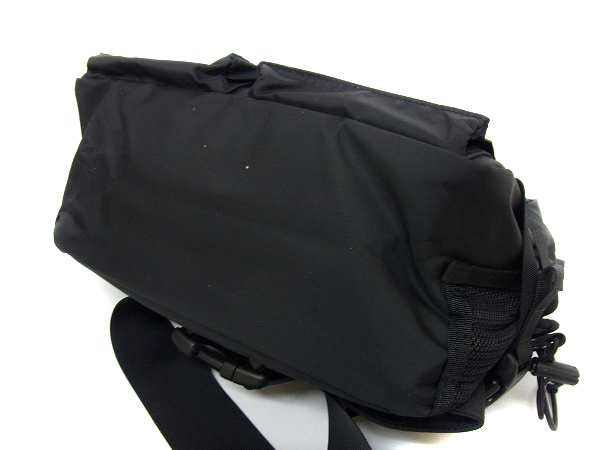 実際に弊社で買取させて頂いたHEAD PORTER/ヘッドポーター BLACK BEAUTY ボディバックの画像 3枚目