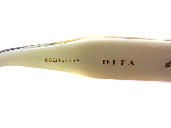 実際に弊社で買取させて頂いたDITA/ディータ グランドマスター 3 サングラス 白×茶の画像 5枚目