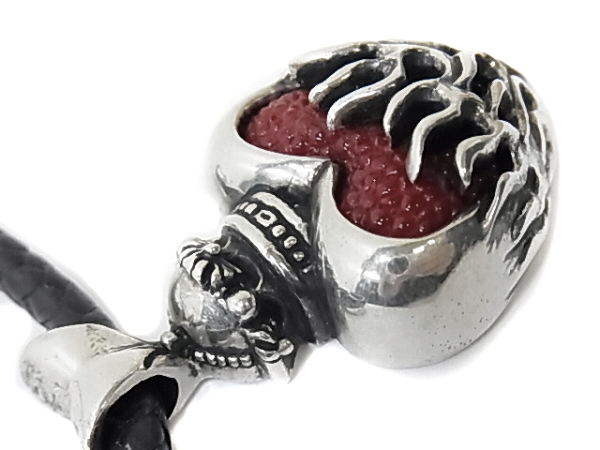 実際に弊社で買取させて頂いたレザーズ＆トレジャーズ[ギャラ付]フレイムハート ネックレスの画像 2枚目