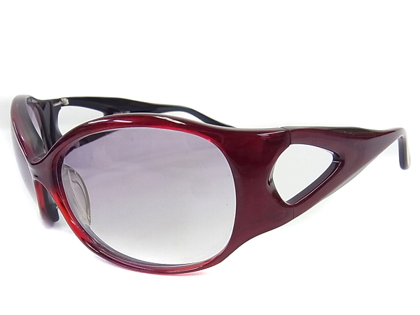 実際に弊社で買取させて頂いたLESS THAN HUMAN/レスザンヒューマン オーバルサングラス 赤の画像 1枚目