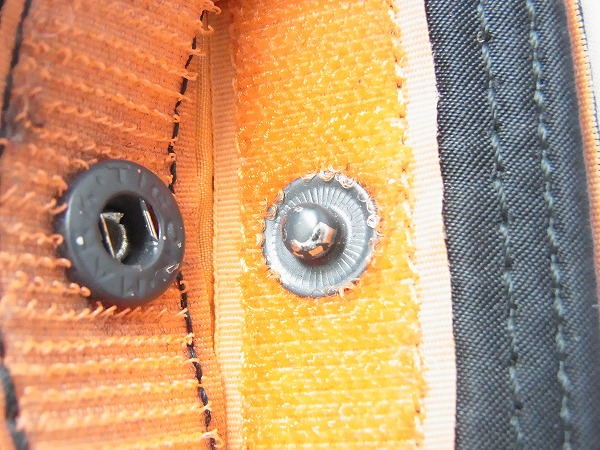 実際に弊社で買取させて頂いたHEAD PORTER/ヘッドポーター タンカー カード入れ/ケース 黒の画像 6枚目