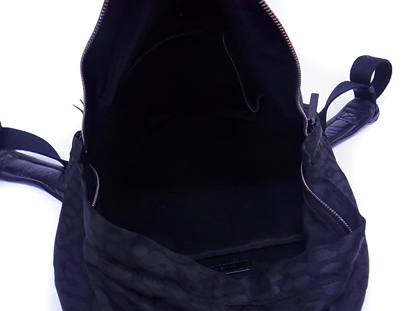 実際に弊社で買取させて頂いたGIVENCHY/ジバンシィ[8万↑]レオパード柄 リュックサック 黒の画像 6枚目
