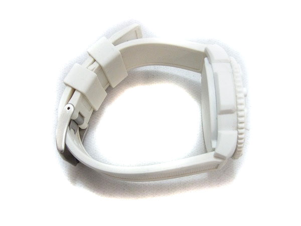 実際に弊社で買取させて頂いたLUMINOX/ルミノックス ネイビーシリーズ 腕時計 白/3050/3950の画像 5枚目