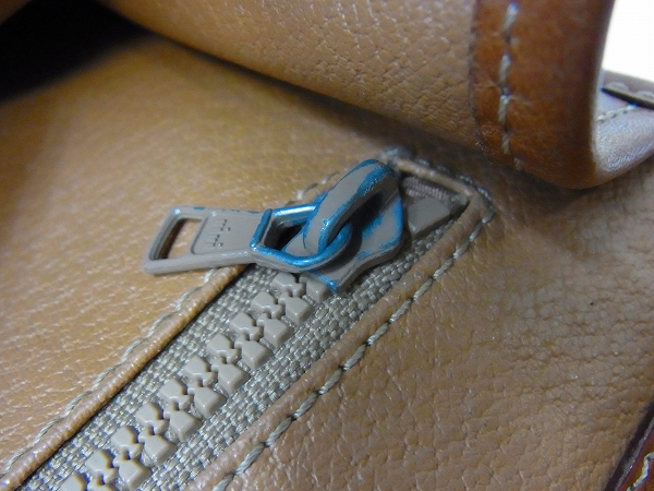 実際に弊社で買取させて頂いたCELINE/セリーヌ マカダムミニショルダーバッグ ブラウンの画像 8枚目