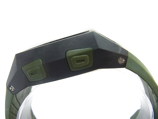 実際に弊社で買取させて頂いたNIXON/ニクソン LODOWN ローダウン 腕時計 A530-1042 黒緑の画像 4枚目