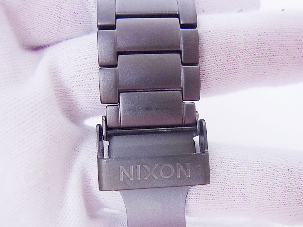 実際に弊社で買取させて頂いたNIXON/ニクソン MANUAL/マニュアル クオーツ腕時計 A2441062の画像 7枚目