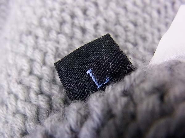 実際に弊社で買取させて頂いたバーニーズニューヨーク ニットジャケット カーディガン 灰/Lの画像 5枚目