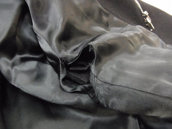 実際に弊社で買取させて頂いたato/アトウ アンゴラ混ショート変形ピーコート ブラック/48の画像 7枚目