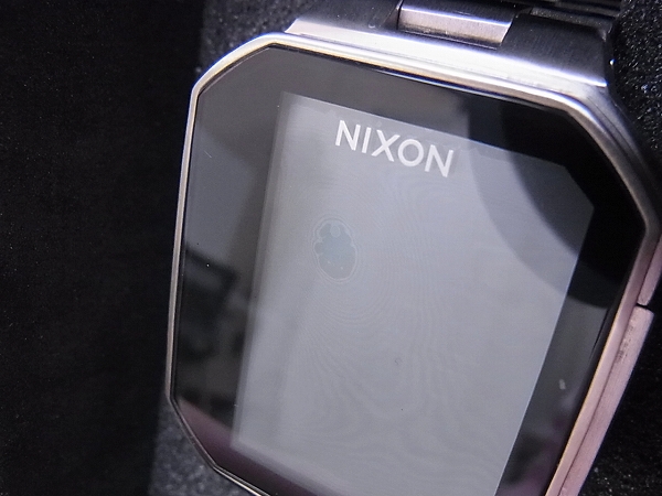 実際に弊社で買取させて頂いたNIXON/ニクソン シナプス デジタル タッチパネル A323000の画像 9枚目