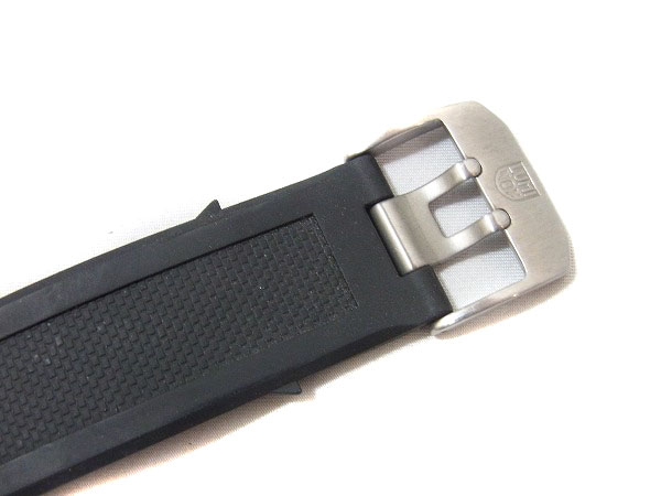 実際に弊社で買取させて頂いたLUMINOX/ルミノックス ネイビーシリーズ 腕時計 黒×白/3080の画像 4枚目