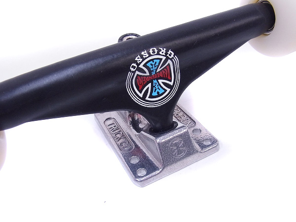 実際に弊社で買取させて頂いたINDEPENDENT/インデペンデント ウィール×2SET スケートボードの画像 2枚目