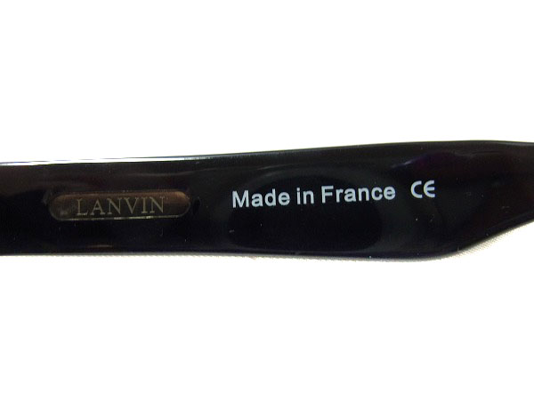 実際に弊社で買取させて頂いたLANVIN/ランバン カニエ着サングラス セルフレーム 黒/LV2114の画像 4枚目