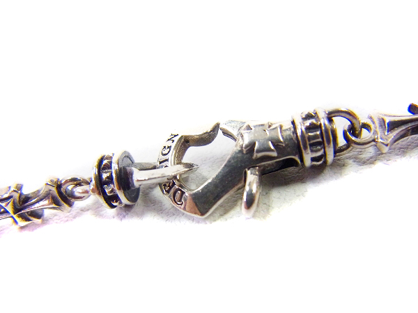 実際に弊社で買取させて頂いたディールデザイン ロングエッジ クロスチェーン シルバー/391734の画像 1枚目