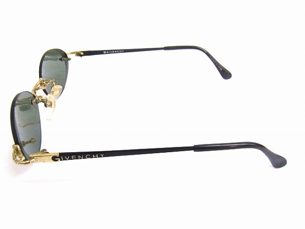 実際に弊社で買取させて頂いたGIVENCHY/ジバンシイ メタルフレームサングラス ブラックの画像 2枚目