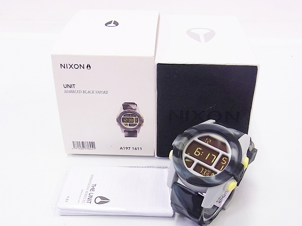 実際に弊社で買取させて頂いたNIXON/ニクソン UNIT MARBLED BLACK SMOKE 腕時計 A1971611の画像 1枚目