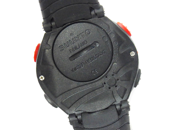 実際に弊社で買取させて頂いたSUUNTO/スント VECTOR ROUGE/RED クォーツ/腕時計 SS011516400の画像 3枚目