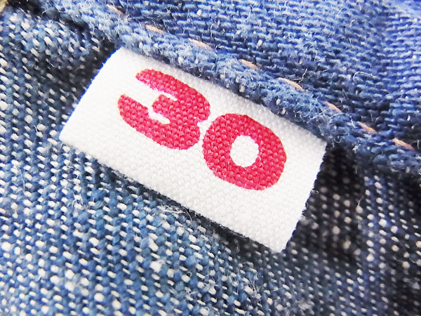 実際に弊社で買取させて頂いたBLUE BLUE/ブルーブルー HEMP ストレートデニムパンツ/30の画像 4枚目