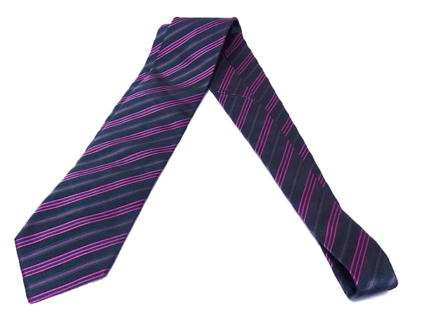 実際に弊社で買取させて頂いたETRO/エトロ ネクタイ ストライプ イタリア製 ブラック×ピンクの画像 3枚目