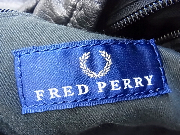 実際に弊社で買取させて頂いたFRED PERRY/フレッドペリー 2WAY レザー ショルダーバッグ の画像 6枚目