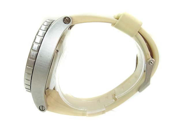 実際に弊社で買取させて頂いたNIXON/ニクソン 51-30 PU クオーツ腕時計 ホワイト/A058-793の画像 1枚目