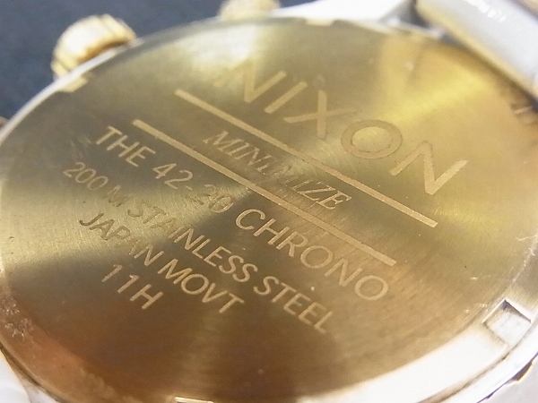 実際に弊社で買取させて頂いたNIXON/ニクソン THE42-20 CHRONO/クロノ 白×金/NA0371035-00の画像 4枚目