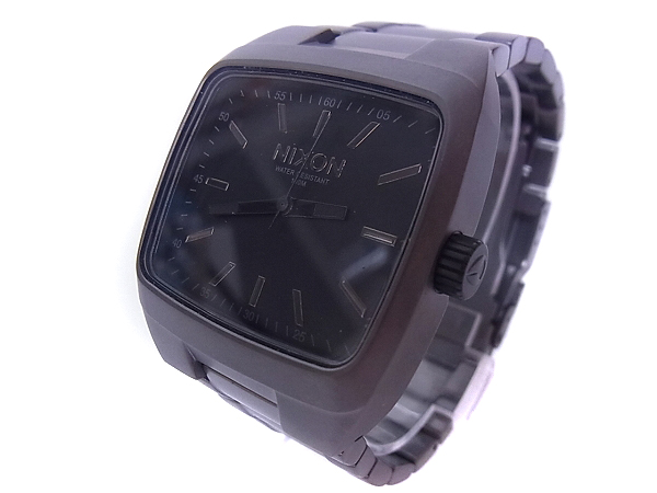 実際に弊社で買取させて頂いたNIXON/ニクソン MANUAL/マニュアル クオーツ腕時計 A2441062の画像 4枚目