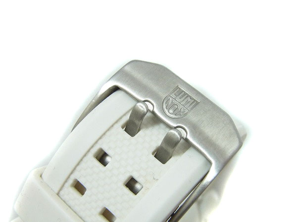 実際に弊社で買取させて頂いたLUMINOX/ルミノックス ネイビーシリーズ 腕時計 白/3050/3950の画像 7枚目