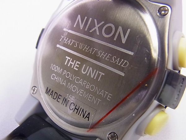 実際に弊社で買取させて頂いたNIXON/ニクソン UNIT MARBLED BLACK SMOKE 腕時計 A1971611の画像 5枚目