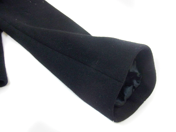 実際に弊社で買取させて頂いたato/アトウ アンゴラ混ショート変形ピーコート ブラック/48の画像 9枚目