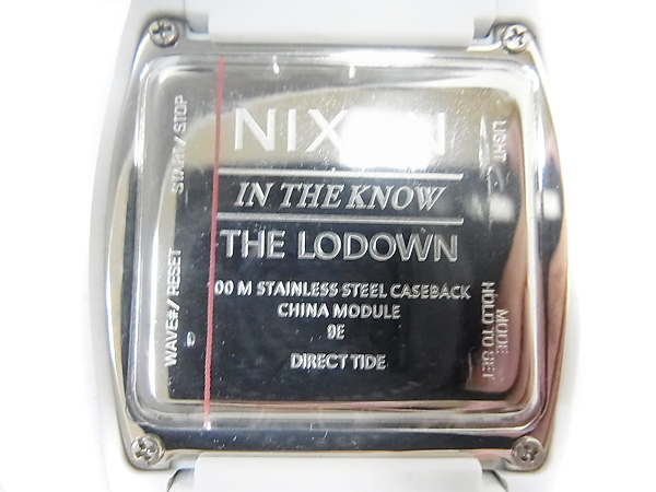 実際に弊社で買取させて頂いたNIXON/ニクソン LO DOWN デジタル 腕時計 ホワイト A530-100の画像 5枚目