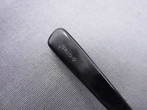 実際に弊社で買取させて頂いた井戸多美男作 T420-2 ツートーンメガネフレーム 黒×クリアの画像 6枚目