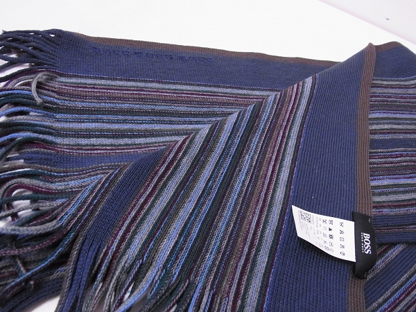 実際に弊社で買取させて頂いたHUGO BOSS/ヒューゴ・ボス ニットマフラー ストライプ ブルー系の画像 1枚目