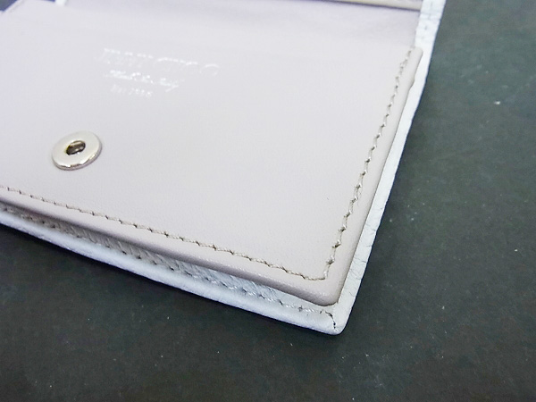 実際に弊社で買取させて頂いたJIMMY CHOO/ジミーチュウ 名刺入れ カードケーススタースタッズの画像 3枚目