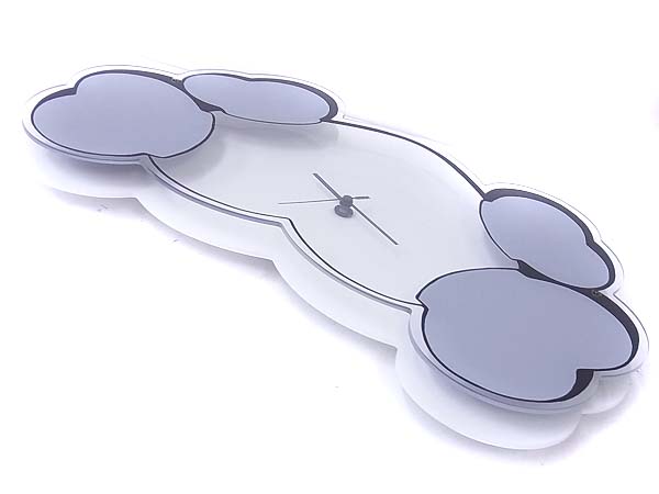 実際に弊社で買取させて頂いたKAWS×HECTIC 限定100個 HEART&CROSSBONE シリアル入壁時計の画像 5枚目