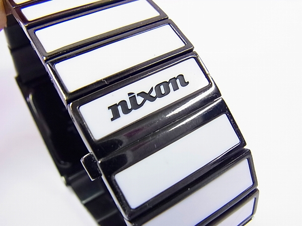 実際に弊社で買取させて頂いたNIXON/ニクソン ROTOLOG/ロトログ ダイレクトドライブクォーツの画像 3枚目