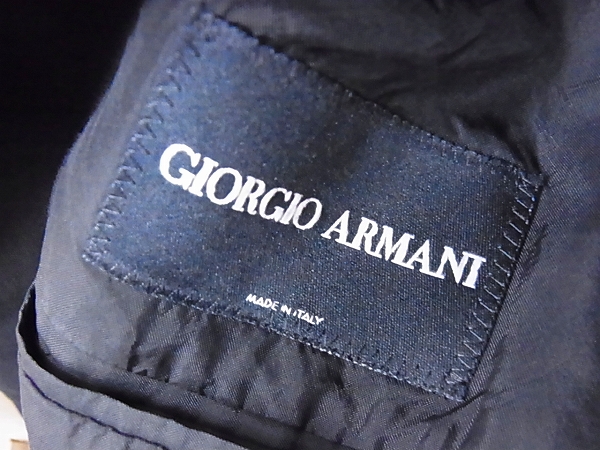 実際に弊社で買取させて頂いたGIORGIO ARMANI/ジョルジオアルマーニ　黒ラベル 上下スーツの画像 4枚目