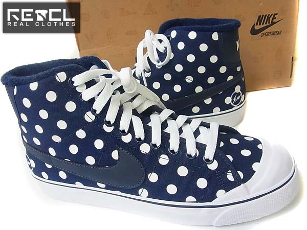 実際に弊社で買取させて頂いたnike×uniform experiment ZOOM ALL COURT MID 467046-400/27