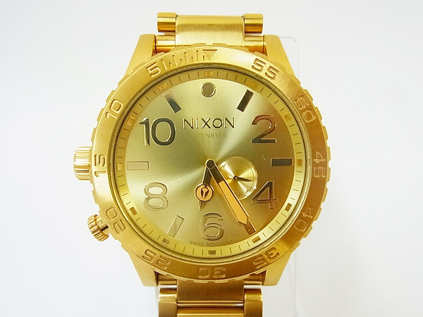 実際に弊社で買取させて頂いたNIXON/ニクソン 51-30 オールゴールド/金 腕時計 A057-502の画像 1枚目