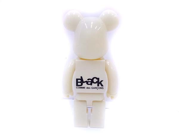 実際に弊社で買取させて頂いたblack コムデギャルソン×BE@RBRICK/ベアブリック 蓄光 400%の画像 4枚目