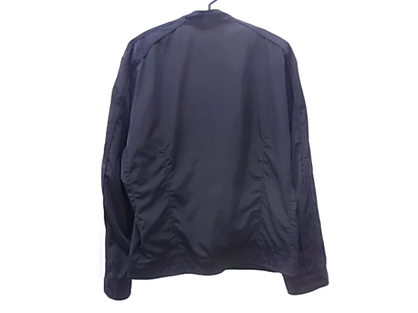 実際に弊社で買取させて頂いたHUGO BOSS/ヒューゴボス ジップアップジャケット/ブルゾン UK52の画像 1枚目